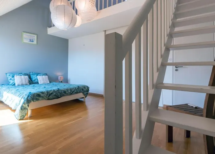 L'agon By Interhome Agon-Coutainville